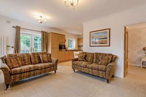 Photo 18- click for photo gallery